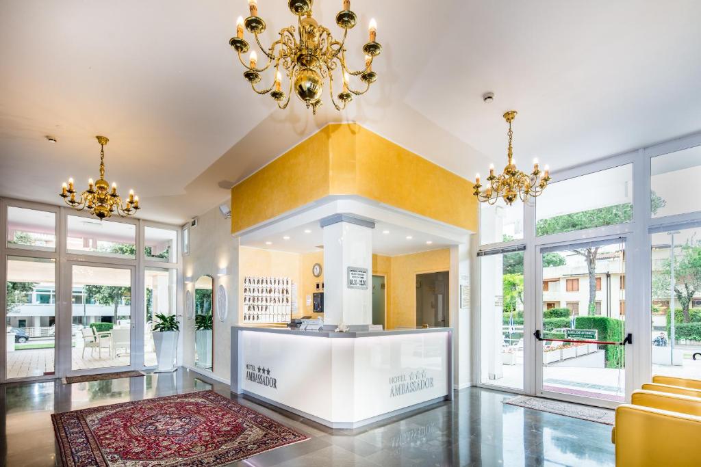 Gemütliche Lounge-Ecke der Hotelbar